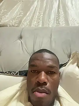 Snapshot of PETERSONNGCOBO chatting on 07-19-26, 10:57 PETERSONNGCOBO online show from 07-19-26, 10:57
