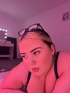 KatieCeexx online show from 01-13-26, 10:37