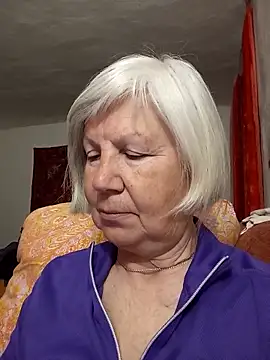 KlaudiaDarling online show from 03-25-26, 10:27