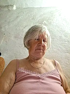 KlaudiaDarling online show from 06-28-26, 07:09