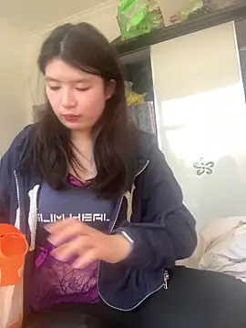 Snapshot of Qidandan778 chatting on 02-15-26, 05:37 Qidandan778 online show from 02-15-26, 05:37