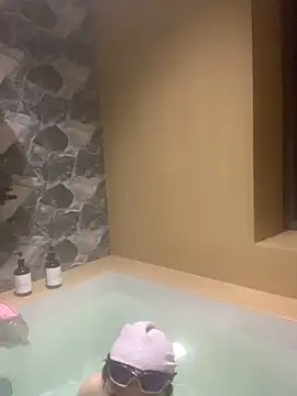 Snapshot of Qidandan778 chatting on 02-23-26, 02:14 Qidandan778 online show from 02-23-26, 02:14