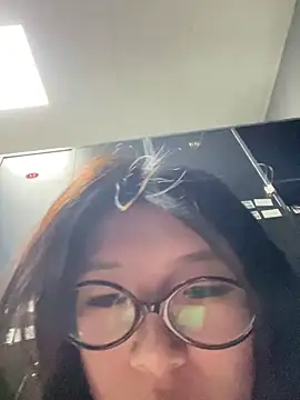 Snapshot of Qidandan778 chatting on 03-11-26, 04:29 Qidandan778 online show from 03-11-26, 04:29