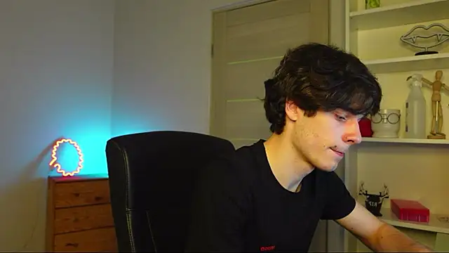 Daniel Shawnn online show from 02-28-26, 06:20