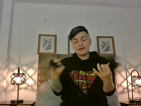 kat paradise online show from 02-22-26, 11:53