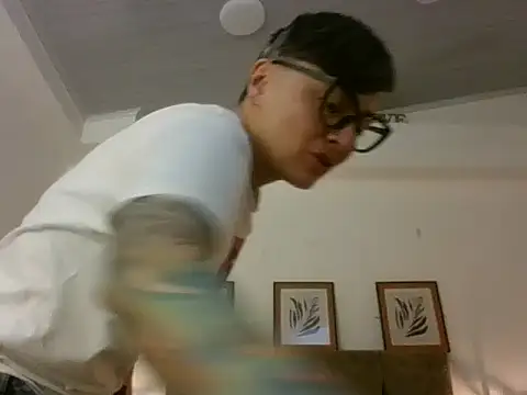 kat paradise online show from 02-24-26, 11:52