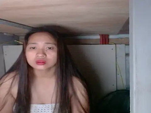 Snapshot of HottiesAsianAriane chatting on 01-18-26, 06:01 HottiesAsianAriane online show from 01-18-26, 06:01
