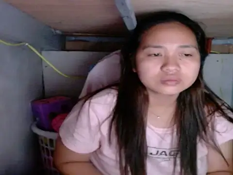 Snapshot of HottiesAsianAriane chatting on 05-18-26, 08:03 HottiesAsianAriane online show from 05-18-26, 08:03