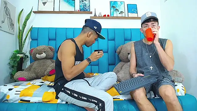 Interracial Snow Bunny online show from 03-16-26, 02:10