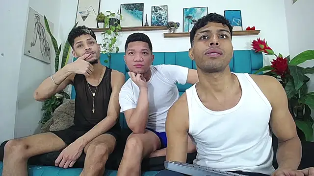 Interracial Snow Bunny online show from 05-10-26, 03:28