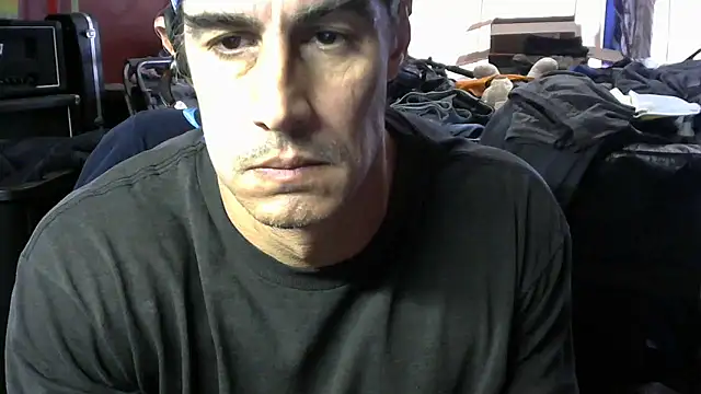 koolchillfun696969 online show from 01-10-26, 07:37