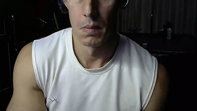 Snapshot of koolchillfun696969 chatting on 04-26-26, 07:06 koolchillfun696969 online show from 04-26-26, 07:06