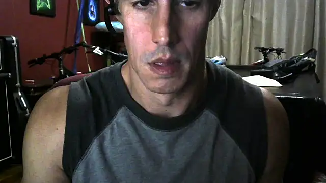 Snapshot of koolchillfun696969 chatting on 05-09-26, 06:18 koolchillfun696969 online show from 05-09-26, 06:18