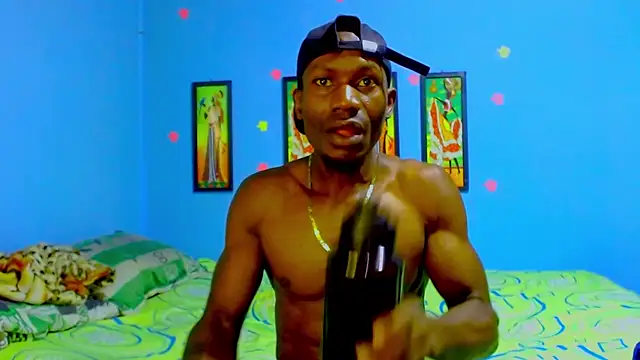 Snapshot of miltonjjakee chatting on 04-14-26, 07:53 miltonjjakee online show from 04-14-26, 07:53