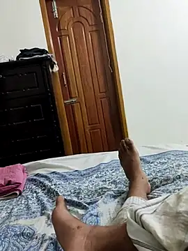 Snapshot of Fuckboyhassan chatting on 07-26-26, 05:09 Fuckboyhassan online show from 07-26-26, 05:09