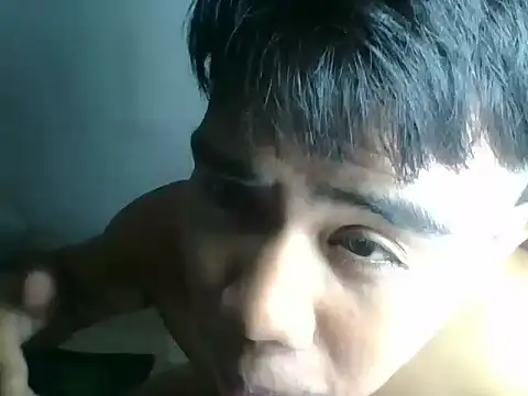 Snapshot of alejandro_fernan chatting on 02-23-26, 07:00 alejandro fernan online show from 02-23-26, 07:00