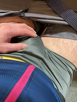 Snapshot of rasuku2025 chatting on 02-19-26, 01:51 rasuku2025 online show from 02-19-26, 01:51