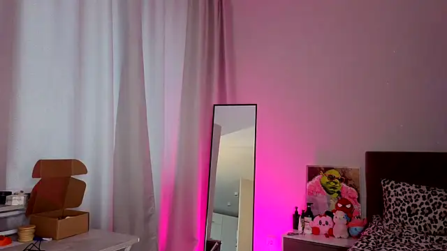 Snapshot of ChrissBerry chatting on 03-15-26, 03:34 ChrissBerry online show from 03-15-26, 03:34