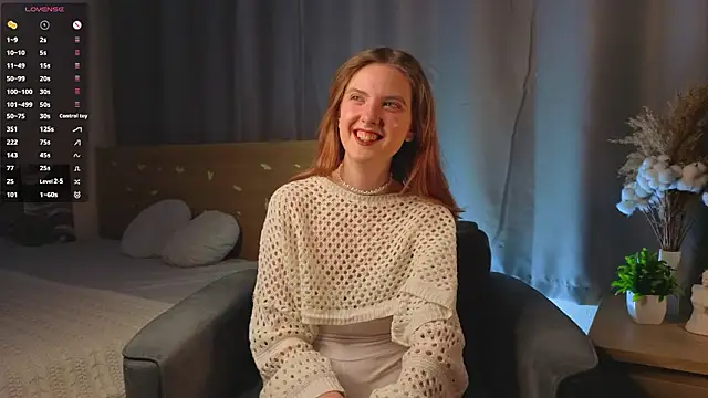 Snapshot of RennaHettes chatting on 02-04-26, 01:11 RennaHettes online show from 02-04-26, 01:11