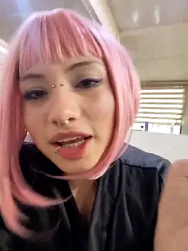 Snapshot of Sienna_Desiree chatting on 02-22-26, 08:51 Sienna Desiree online show from 02-22-26, 08:51