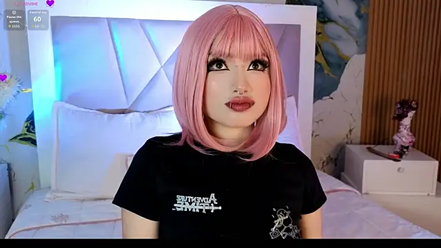 Snapshot of Sienna_Desiree chatting on 04-12-26, 12:32 Sienna Desiree online show from 04-12-26, 12:32