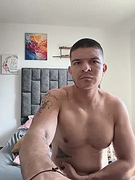 Snapshot of sexcolombia20 chatting on 06-20-26, 03:04 sexcolombia20 online show from 06-20-26, 03:04