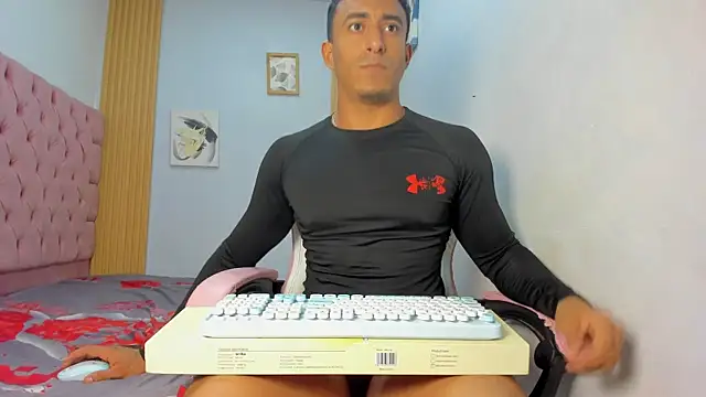 axelsavage042 online show from 01-05-26, 08:12