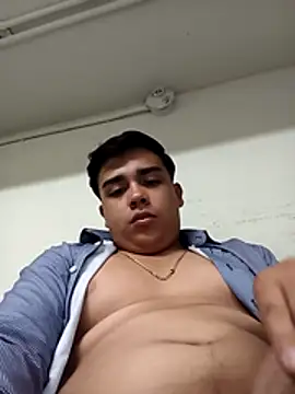 Yosoyelmismo-6737 online show from 05-17-26, 10:39