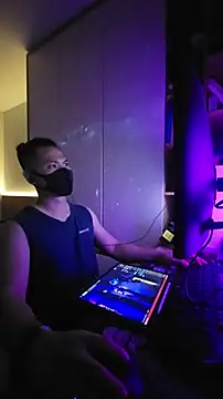 OnlyHand9x online show from 03-29-26, 05:35