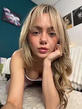 Kylie Mystic online show from 04-03-26, 03:37