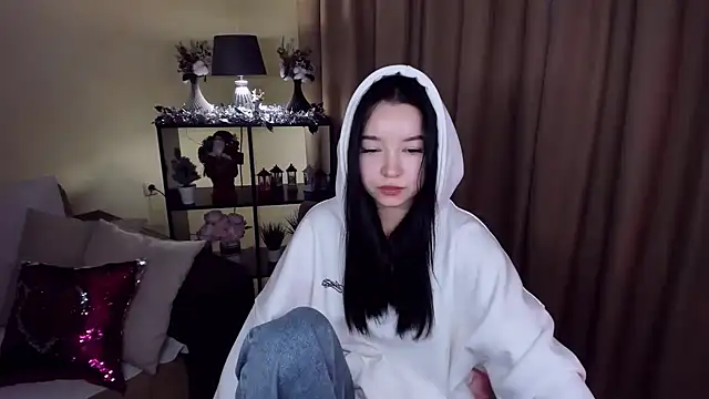 StellaGrace online show from 01-10-26, 05:09