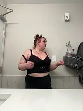 KittyCreamKisses online show from 02-01-26, 03:05