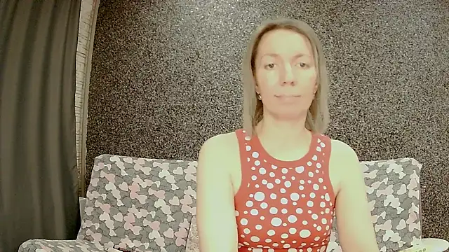 Amanda Luxe online show from 01-12-26, 03:01