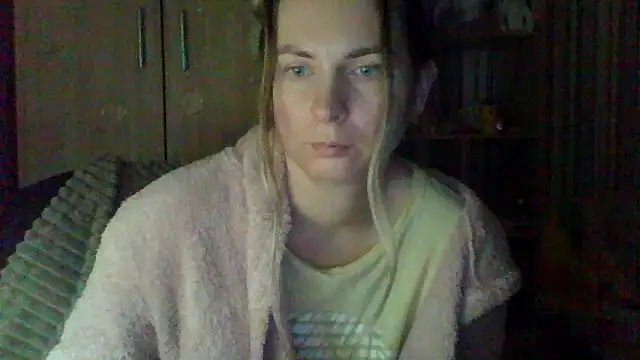 VikiLove765 online show from 03-02-26, 12:02