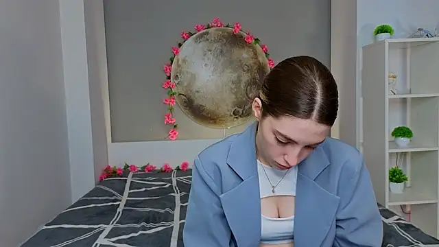 BrianneMallory online show from 02-15-26, 06:10