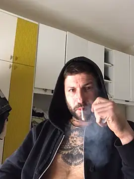 Snapshot of ASannicand64659 chatting on 01-10-26, 01:46 ASannicand64659 online show from 01-10-26, 01:46