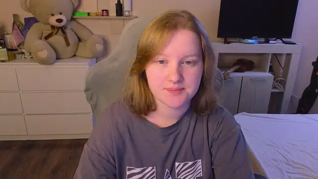 Ol1via online show from 04-02-26, 01:58