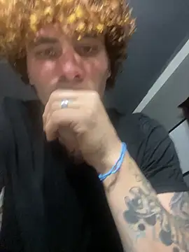 Snapshot of Derrick7799 chatting on 01-10-26, 07:21 Derrick7799 online show from 01-10-26, 07:21