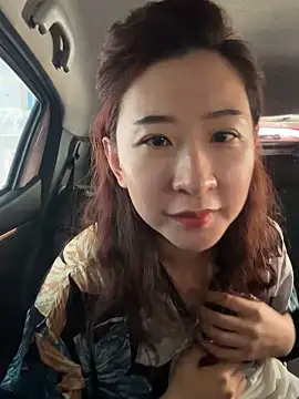 Snapshot of Jingjingxiang-520 chatting on 06-01-26, 12:01 Jingjingxiang-520 online show from 06-01-26, 12:01