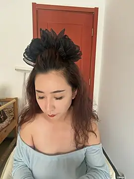 Snapshot of Jingjingxiang-520 chatting on 07-09-26, 01:42 Jingjingxiang-520 online show from 07-09-26, 01:42