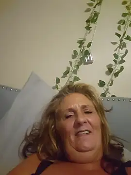 HotAzMilf online show from 07-19-26, 08:18