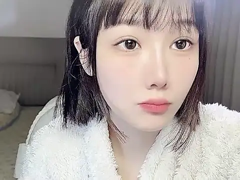 Snapshot of Ccc7- chatting on 01-08-26, 10:39 Ccc7- online show from 01-08-26, 10:39