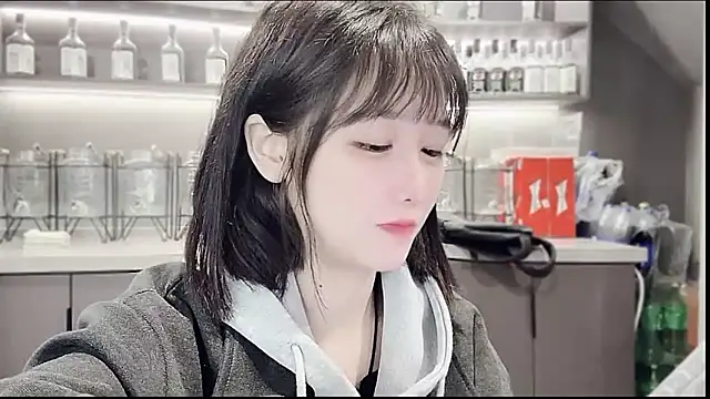 Snapshot of Ccc7- chatting on 03-22-26, 11:13 Ccc7- online show from 03-22-26, 11:13