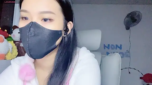 Tieu-May online show from 07-14-26, 10:32