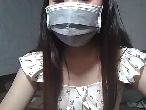 Snapshot of RinaPink chatting on 03-17-26, 07:33 RinaPink online show from 03-17-26, 07:33