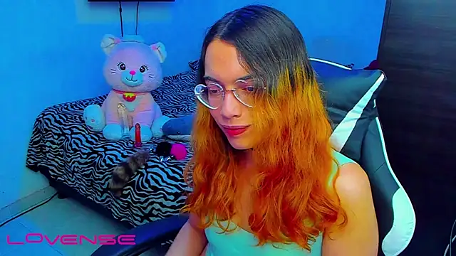 lillykittyyy online show from 04-23-26, 03:08