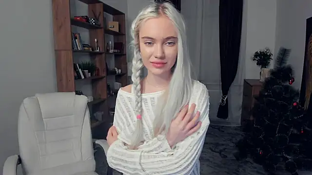 KristalCrowner online show from 01-18-26, 08:34