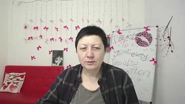 EmilyL0ve online show from 03-10-26, 06:13