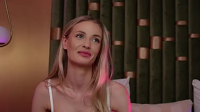 AmeliaAngel online show from 02-02-25, 08:57