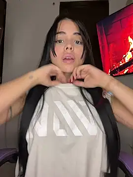 Snapshot of mimisweetxxx chatting on 01-12-26, 09:53 mimisweetxxx online show from 01-12-26, 09:53